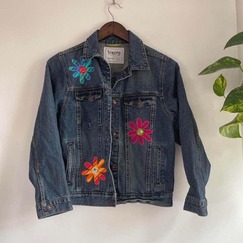 Y2K‎ denim Jacket EmbroideredThis is a child's 12 back to school jean jacket